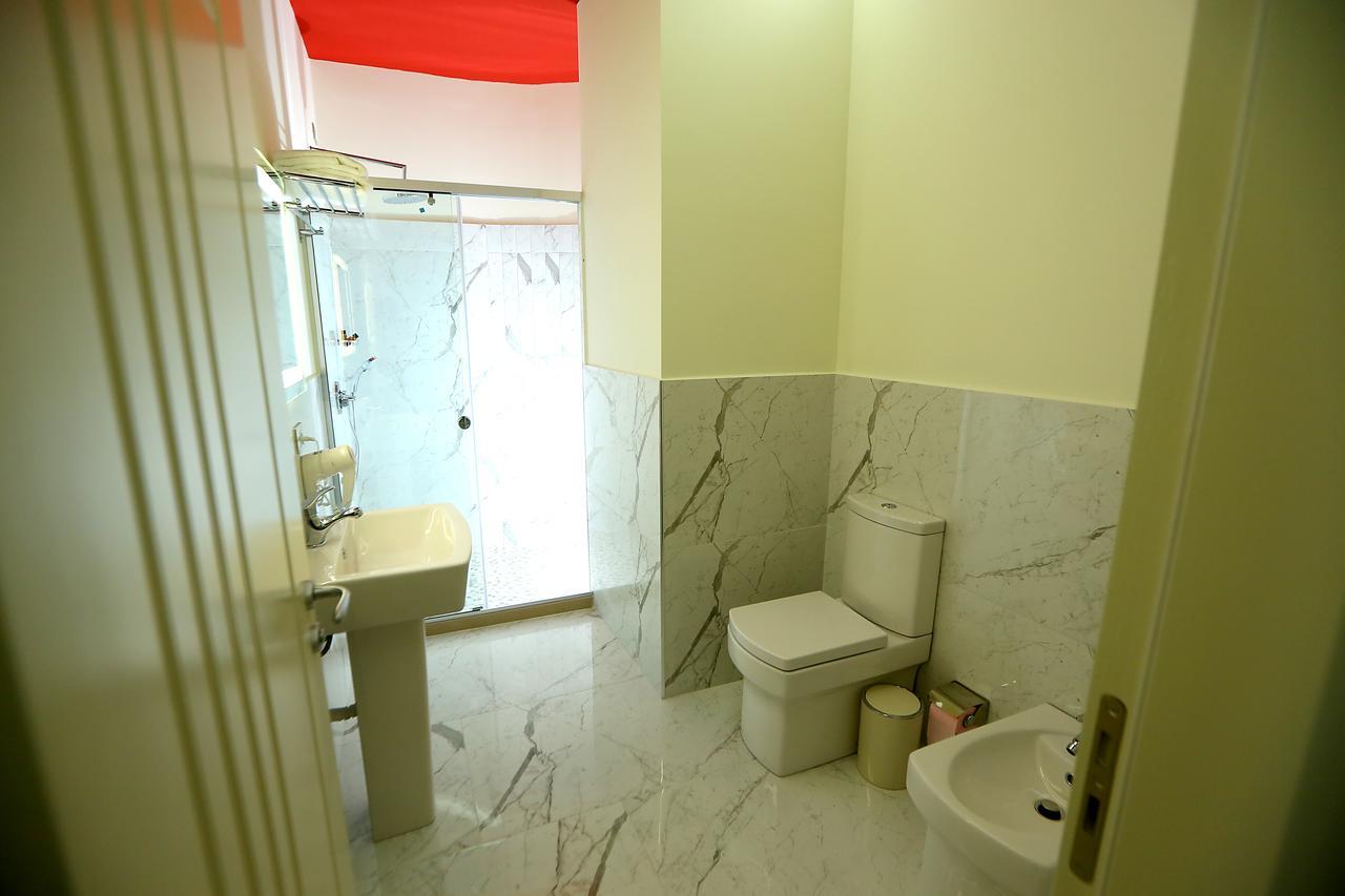 Hotel Vllaznia 3*